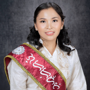 Juvelyn V.