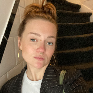 Kiki F.