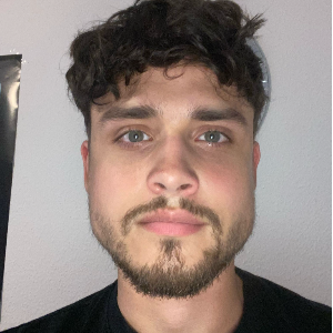 Tobias M.