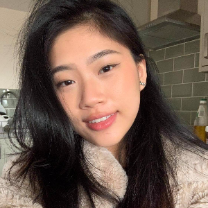 Yanin B.