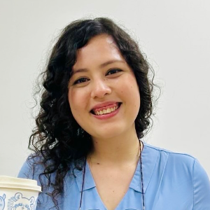Laura L.