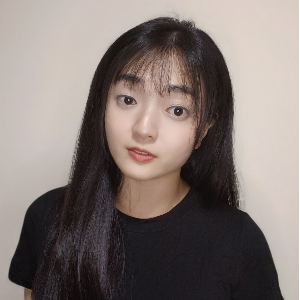 Lia H.