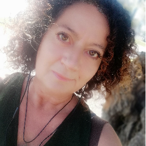 Fay M.