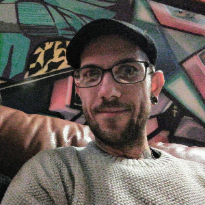 Alex R.