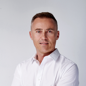Tiaan D.
