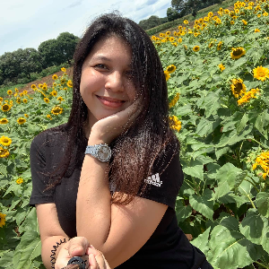 Reuvynna Mae R.