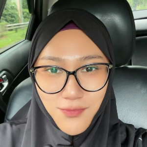 Nur Z.