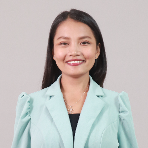 Krystel M.