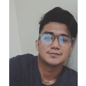 Renzo E.