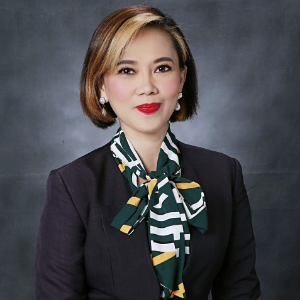 Miriam R.