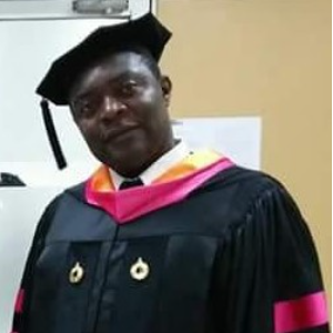 Simon E.