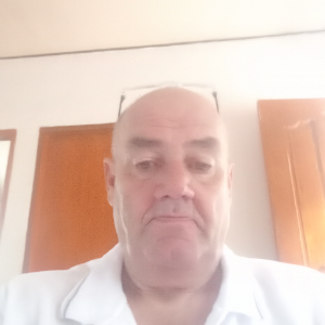 Darren L.